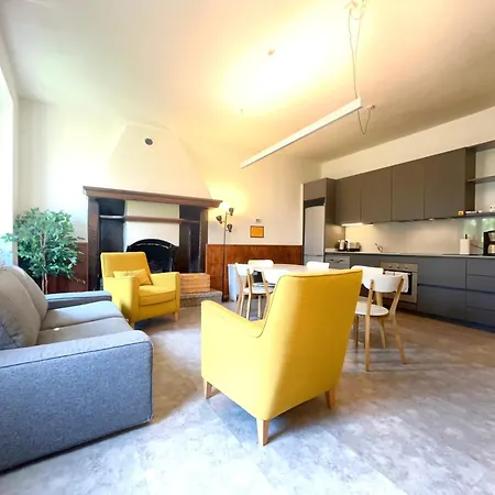 Workation Castle - Casa Galbiga Holiday home Carlazzo
